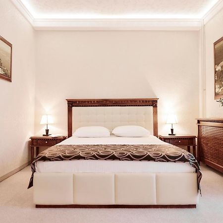Hotel Villa Schubert Opatija Rom bilde