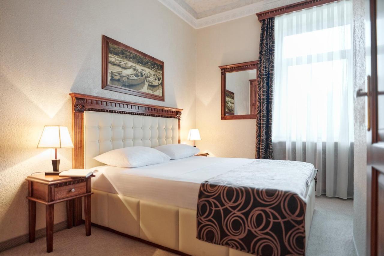 Hotel Villa Schubert Opatija Rom bilde