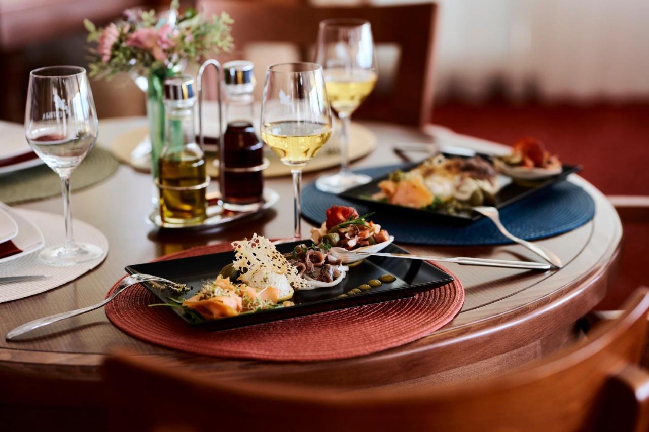 Hotel Villa Schubert Opatija Eksteriør bilde
