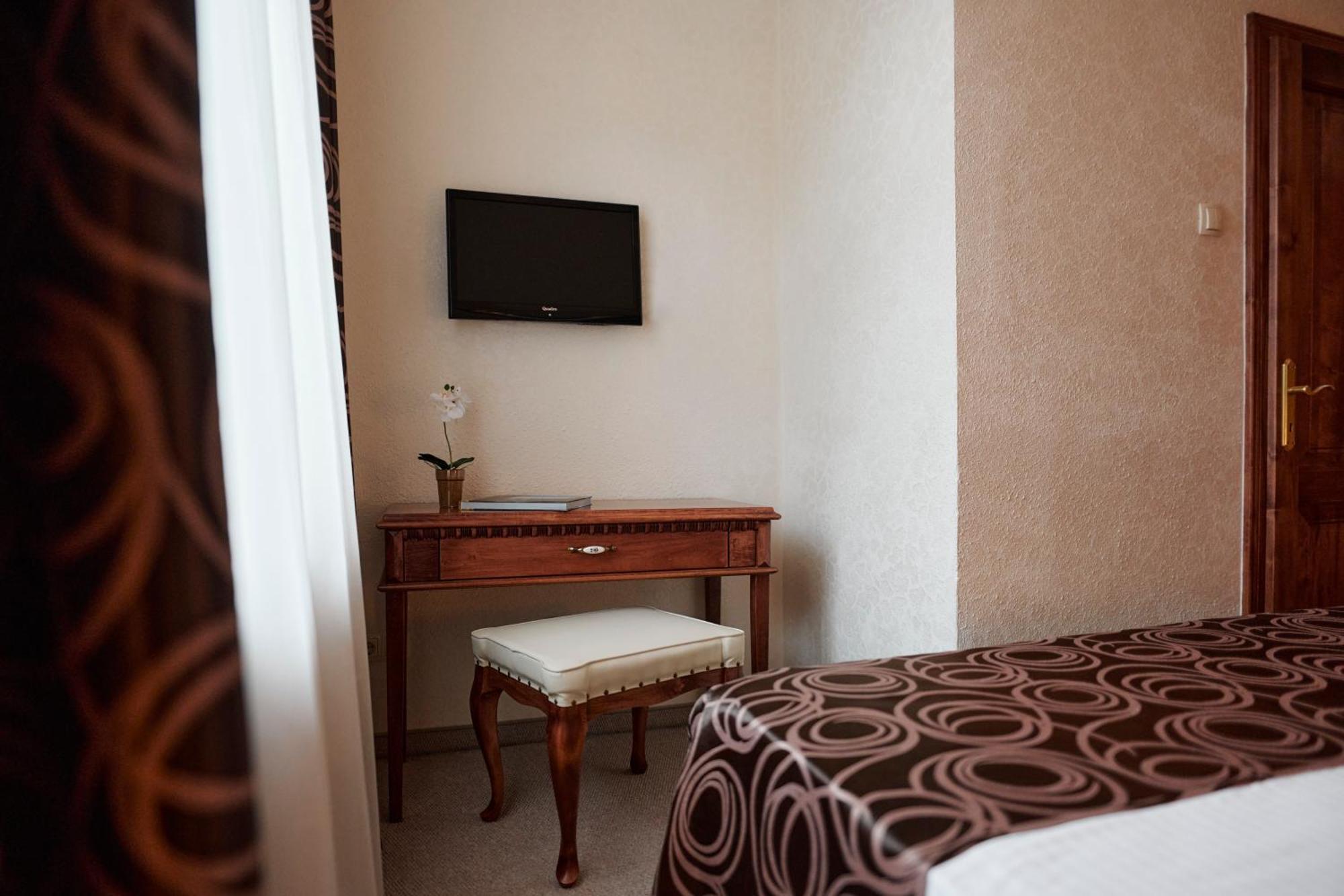 Hotel Villa Schubert Opatija Rom bilde