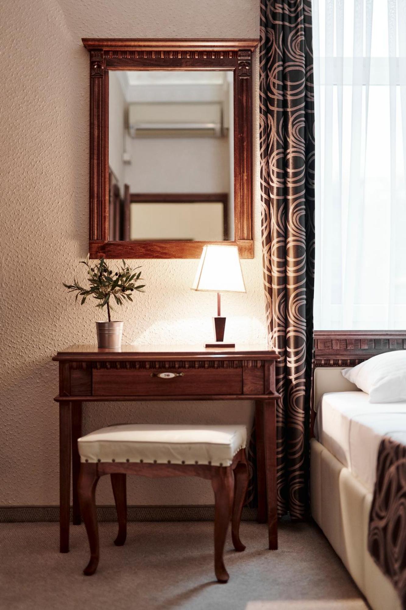 Hotel Villa Schubert Opatija Rom bilde