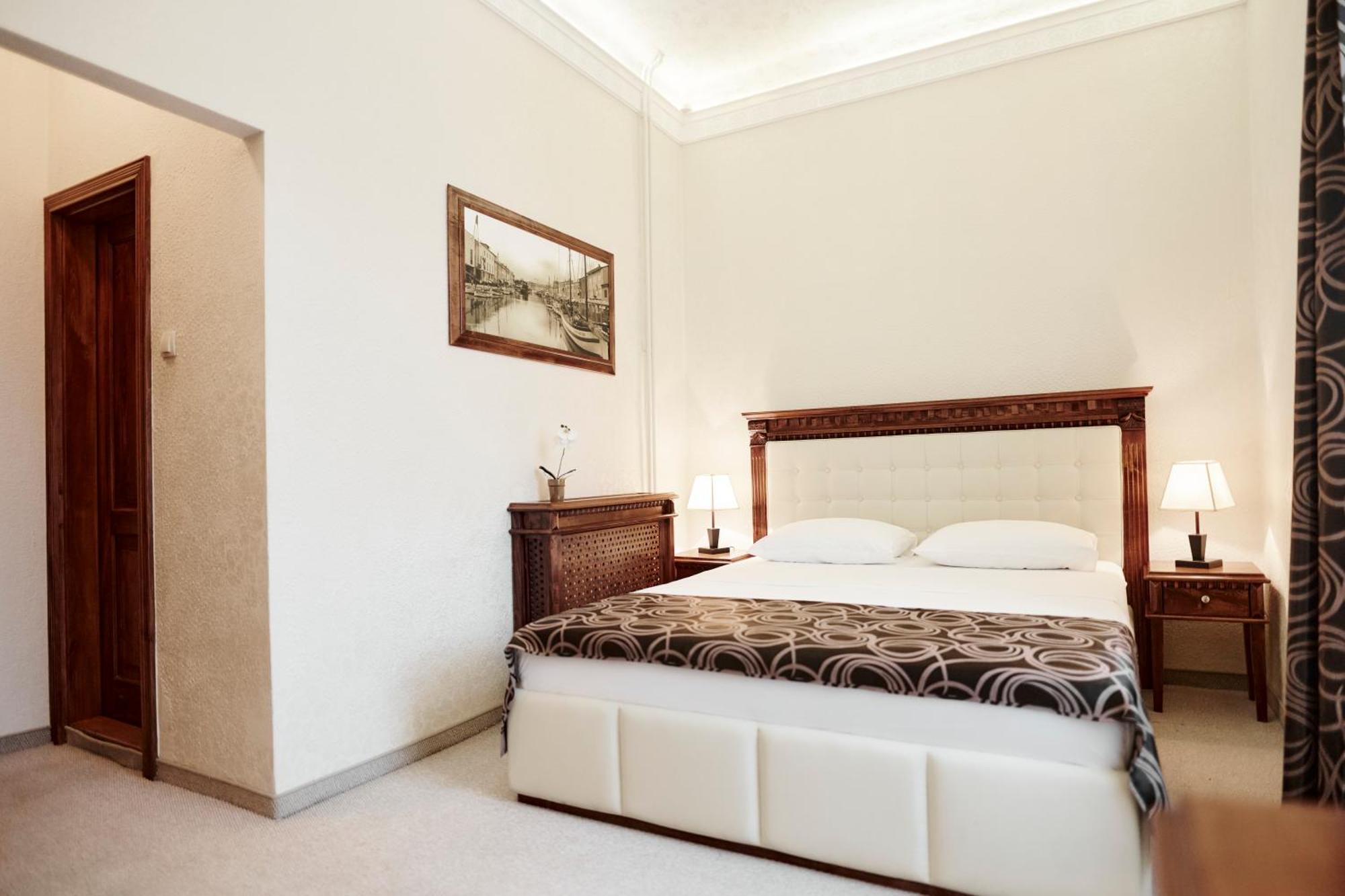 Hotel Villa Schubert Opatija Rom bilde